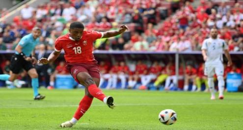 حلاوة البدايات.. كوادو دواه يسجل هدفه الأول مع سويسرا من بوابة يورو 2024 (فيديو)
